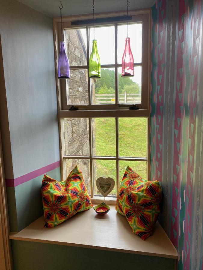 Quirky Highland Cottage With Stunning Views Fearn Lodge ภายนอก รูปภาพ