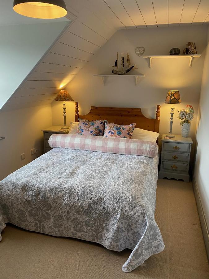 Quirky Highland Cottage With Stunning Views Fearn Lodge ภายนอก รูปภาพ