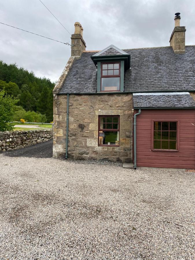 Quirky Highland Cottage With Stunning Views Fearn Lodge ภายนอก รูปภาพ